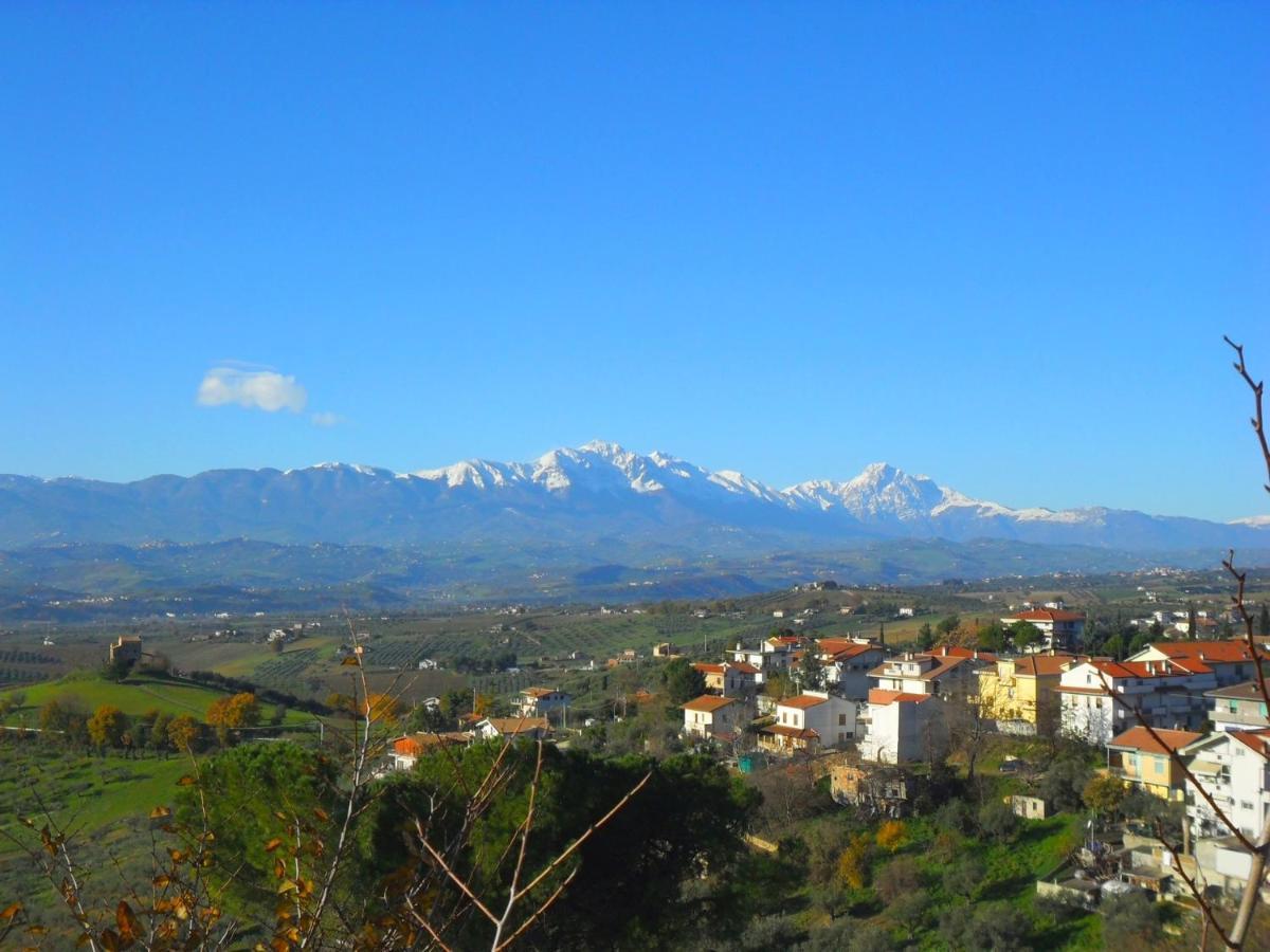 A Due Passi Dal Borgo Citta Sant'Angelo Εξωτερικό φωτογραφία
