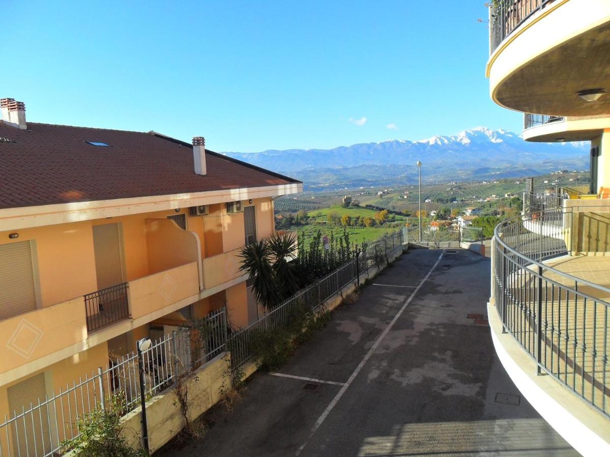 A Due Passi Dal Borgo Citta Sant'Angelo Εξωτερικό φωτογραφία